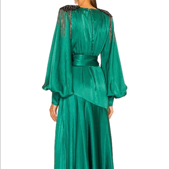 Bronx and Banco Emerald Carmen Gown - Picture 5 of 9